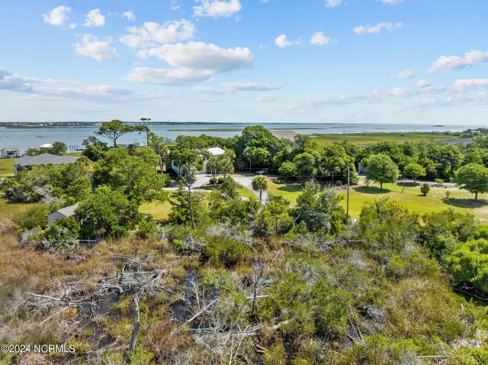 6912 Canal Drive Emerald Isle, NC 28594
