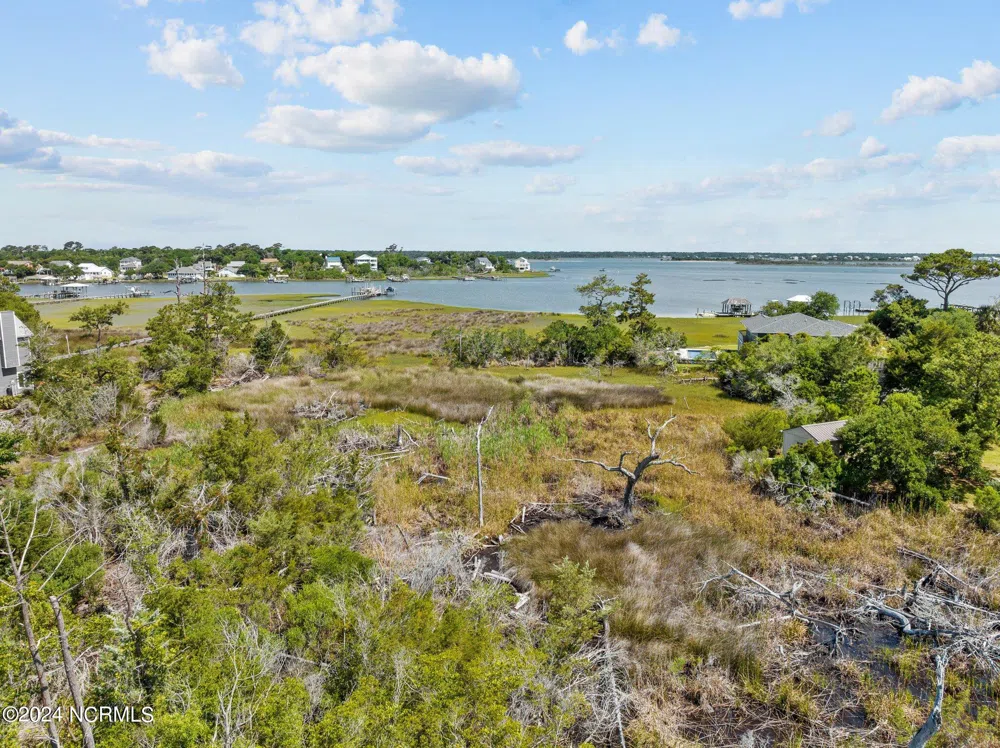 6912 Canal Drive Emerald Isle, NC 28594