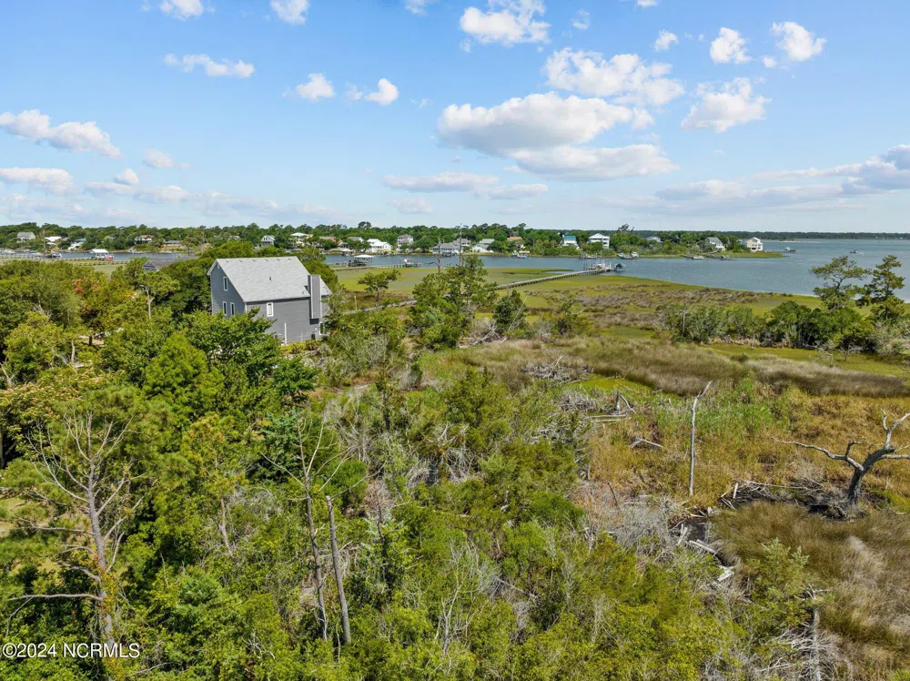 6912 Canal Drive Emerald Isle, NC 28594