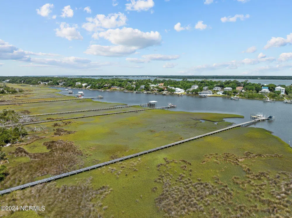 6912 Canal Drive Emerald Isle, NC 28594