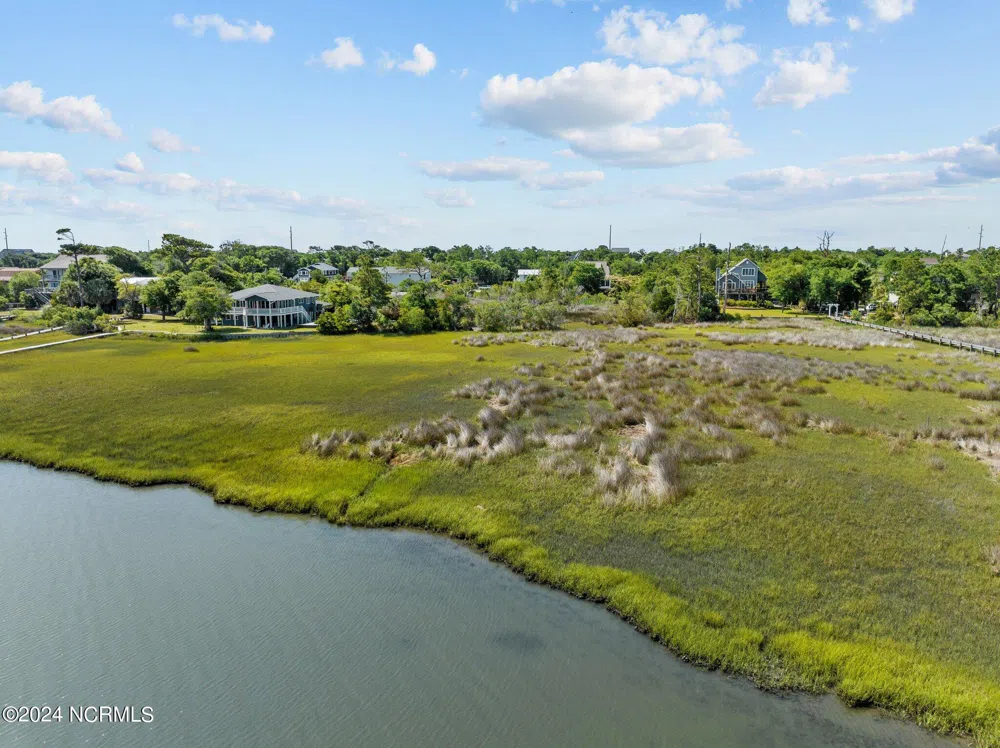 6912 Canal Drive Emerald Isle, NC 28594