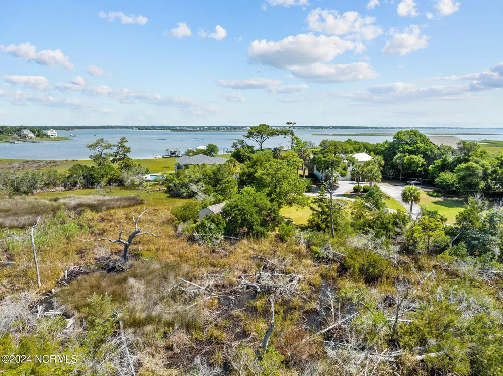 6912 Canal Drive Emerald Isle, NC 28594