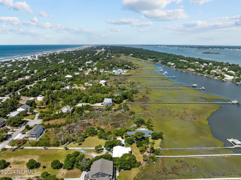 6912 Canal Drive Emerald Isle, NC 28594