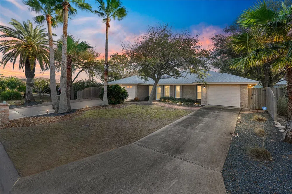 13907 Sea Horse Ave Corpus Christi, TX 78418