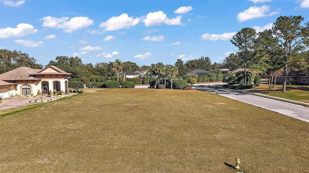5049 HARBOR HEIGHTS Lady Lake, FL 32159