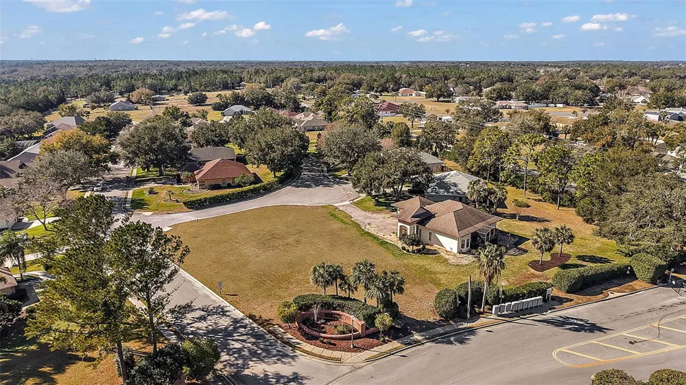 5049 HARBOR HEIGHTS Lady Lake, FL 32159