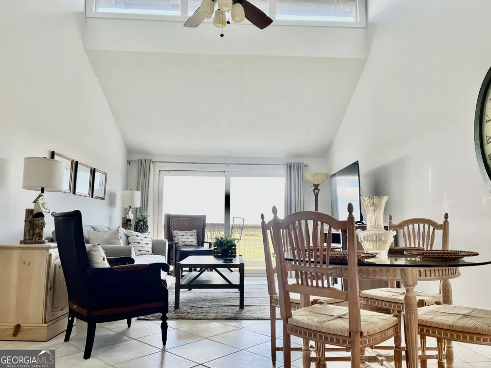 372 Moss Oak CIR St. Simons, GA 31522