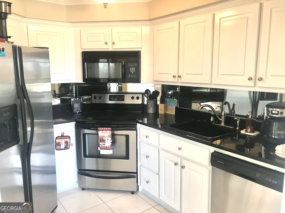 372 Moss Oak CIR St. Simons, GA 31522