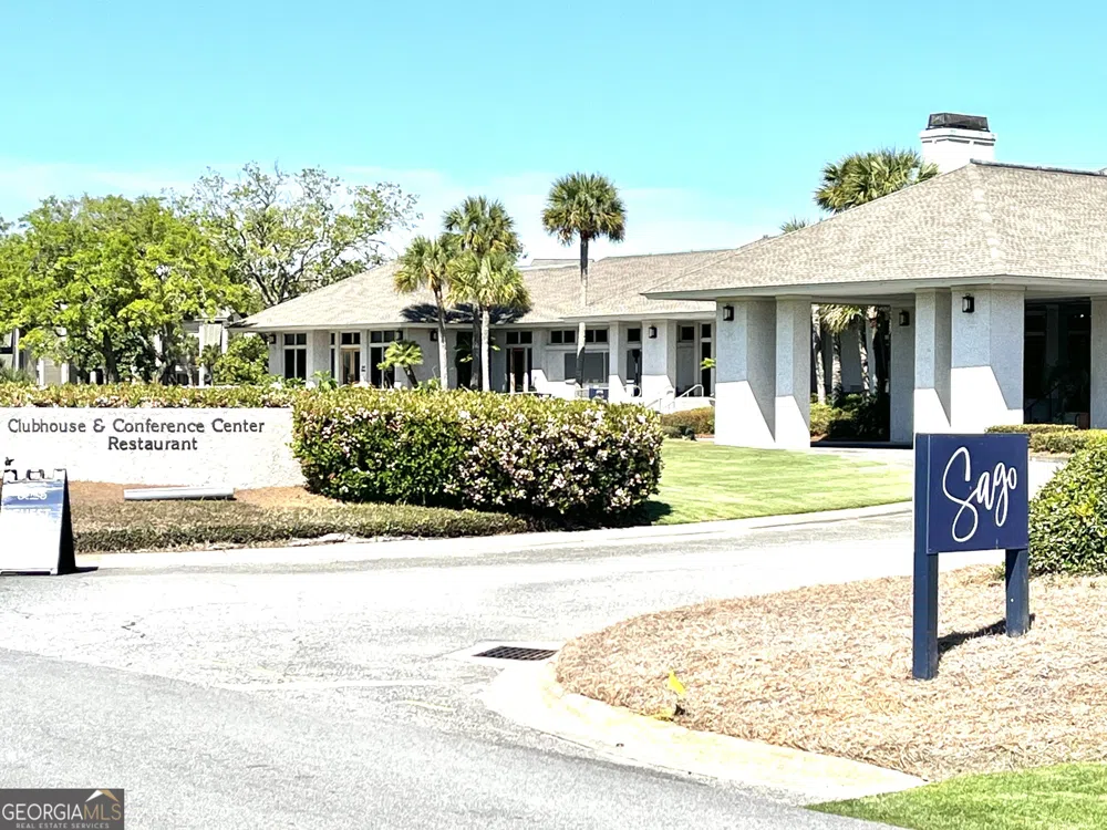 372 Moss Oak CIR St. Simons, GA 31522
