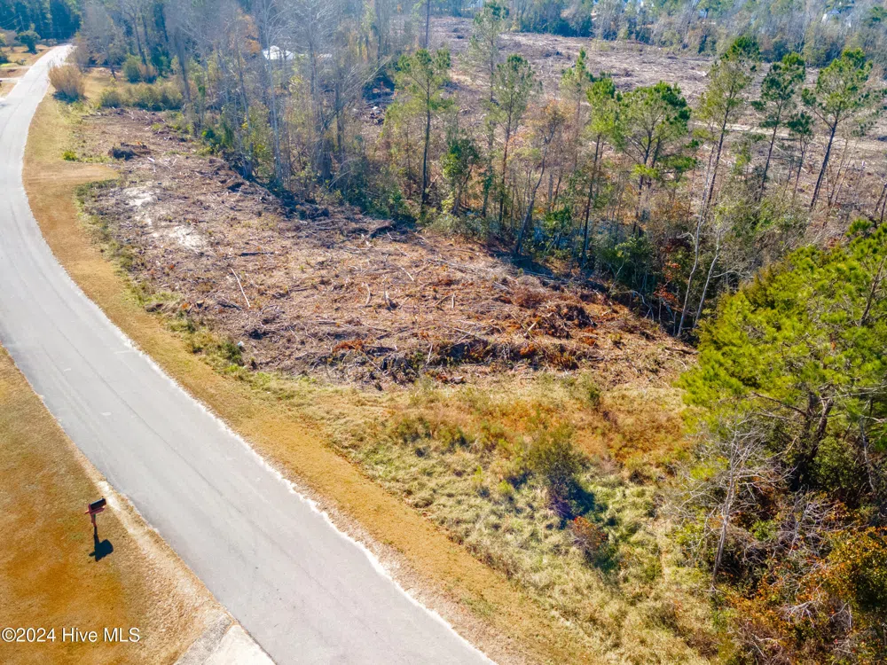 Sr 1550 Jumpin Run Road Hubert, NC 28539