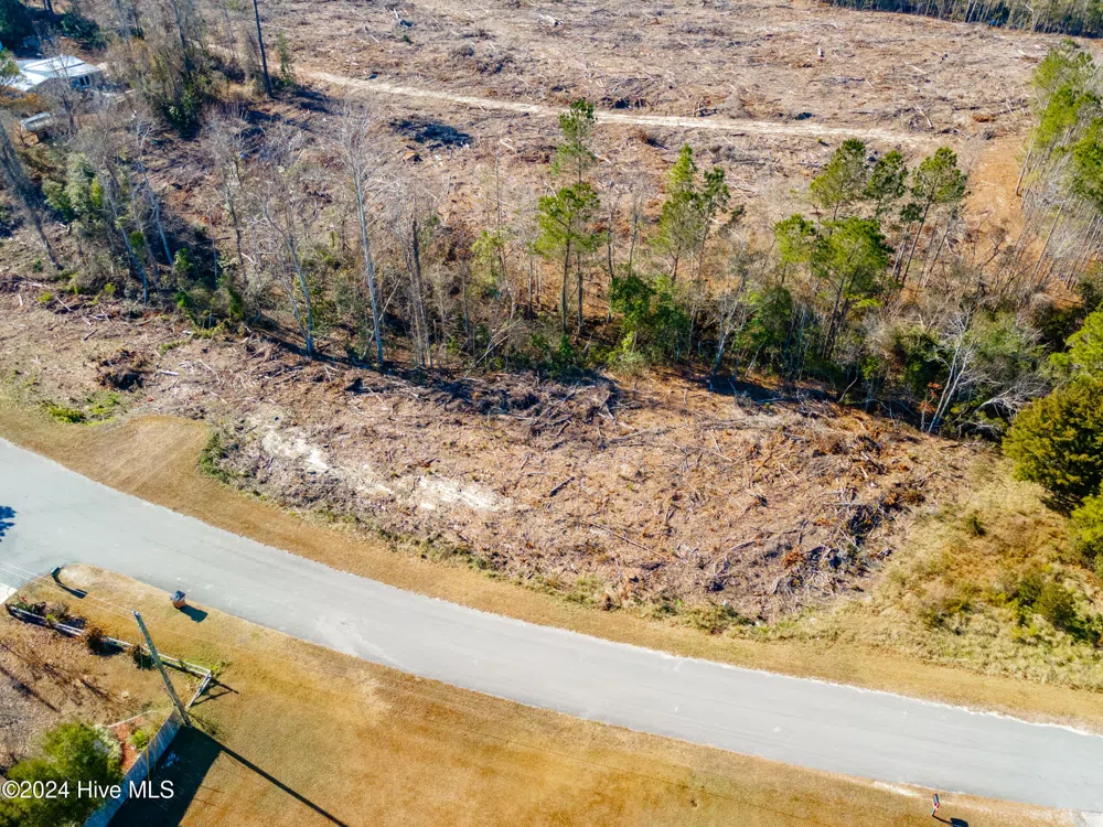 Sr 1550 Jumpin Run Road Hubert, NC 28539