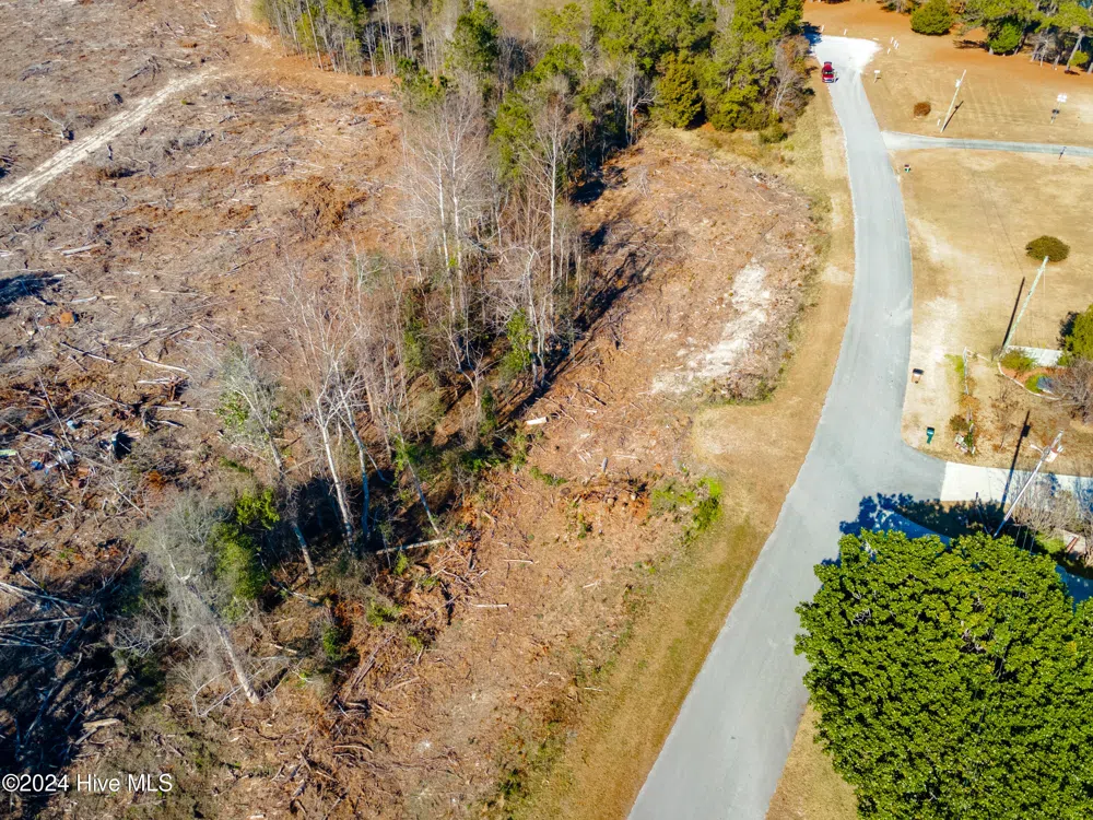 Sr 1550 Jumpin Run Road Hubert, NC 28539