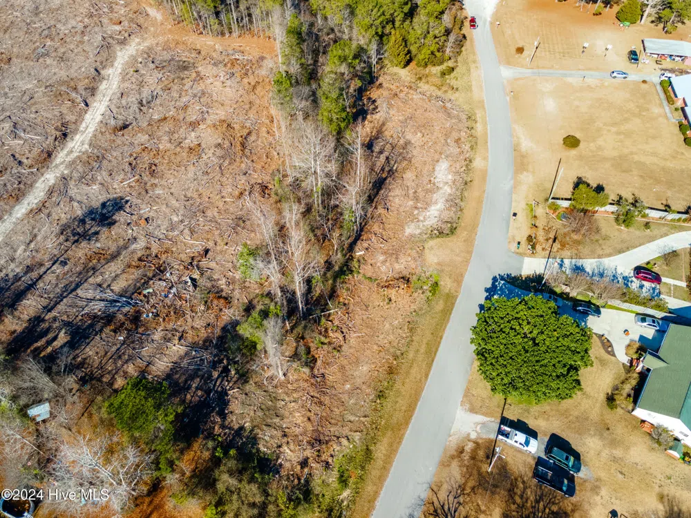 Sr 1550 Jumpin Run Road Hubert, NC 28539