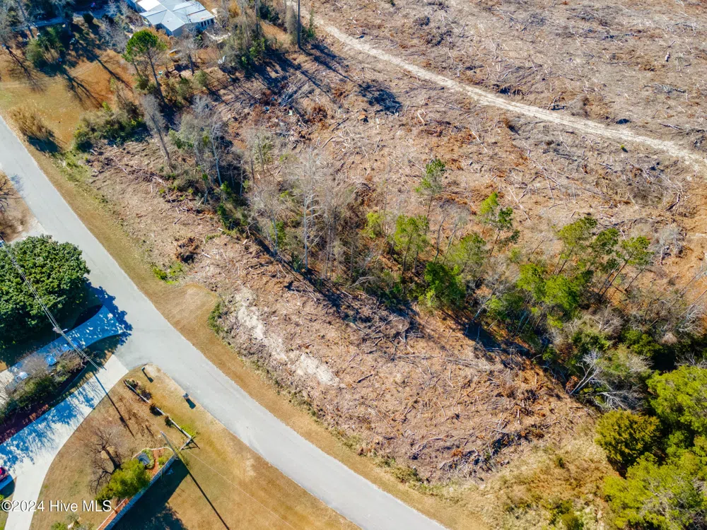 Sr 1550 Jumpin Run Road Hubert, NC 28539