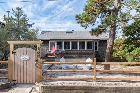 760 Surf Road