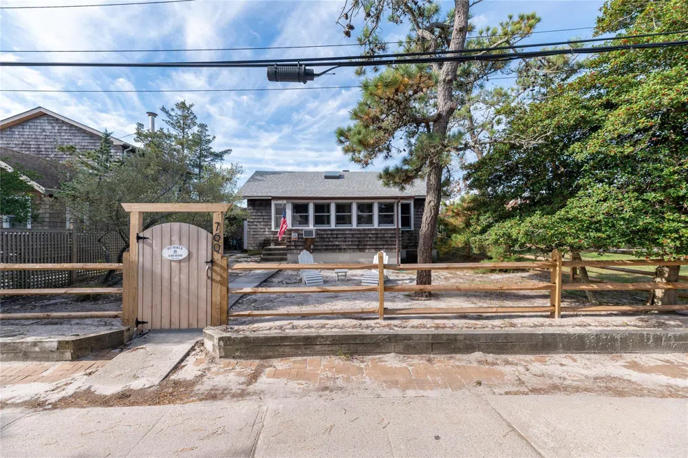 760 Surf Road Ocean Beach, NY 11770