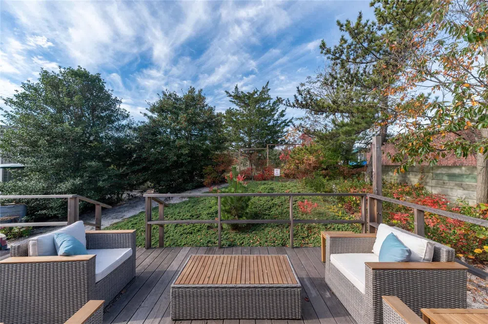 760 Surf Road Ocean Beach, NY 11770