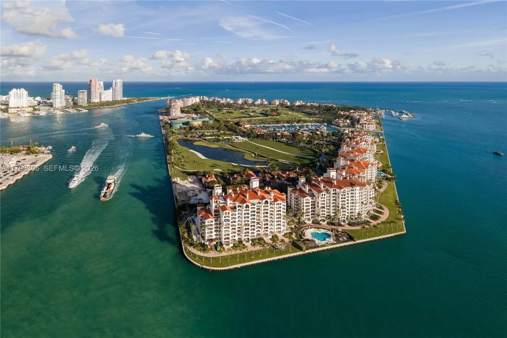 1006 Links Drive Miami Beach, FL 33109