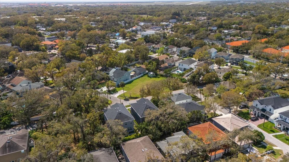 5801 S 2ND STREET Tampa, FL 33611
