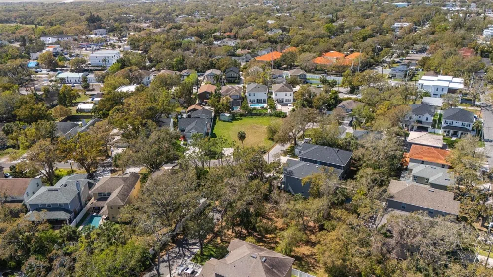 5801 S 2ND STREET Tampa, FL 33611