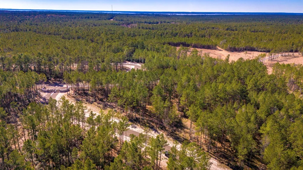 42 Sportsman Retreat Road Road Onalaska, TX 77360