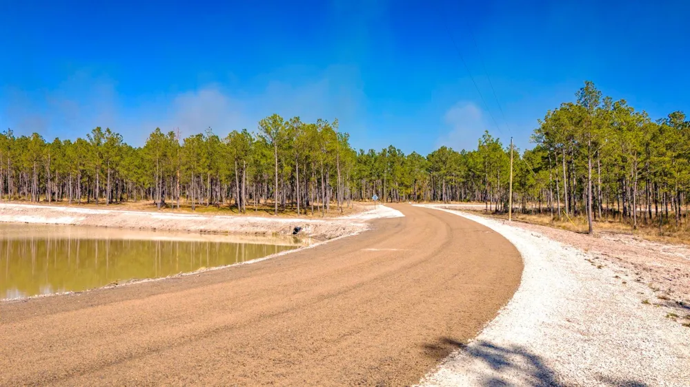 42 Sportsman Retreat Road Road Onalaska, TX 77360