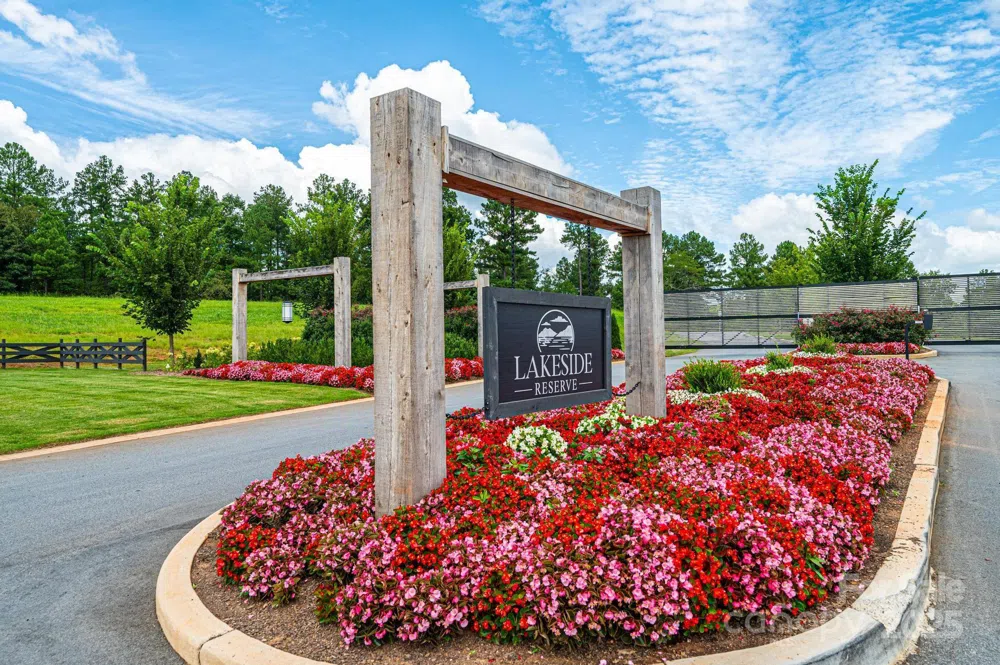 3090 Jumping Run #99 Connelly Springs, NC 28612