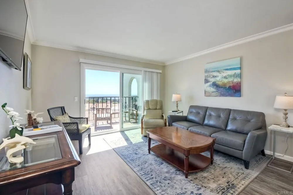 6677 Paseo Del Norte #B Carlsbad, CA 92011