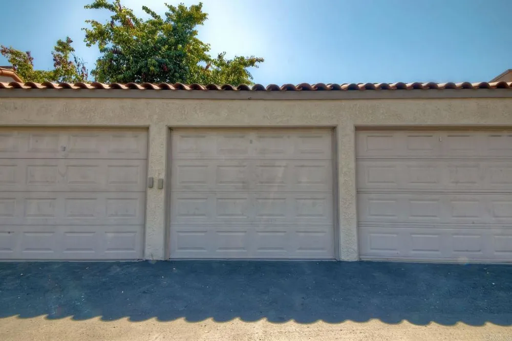 6677 Paseo Del Norte #B Carlsbad, CA 92011