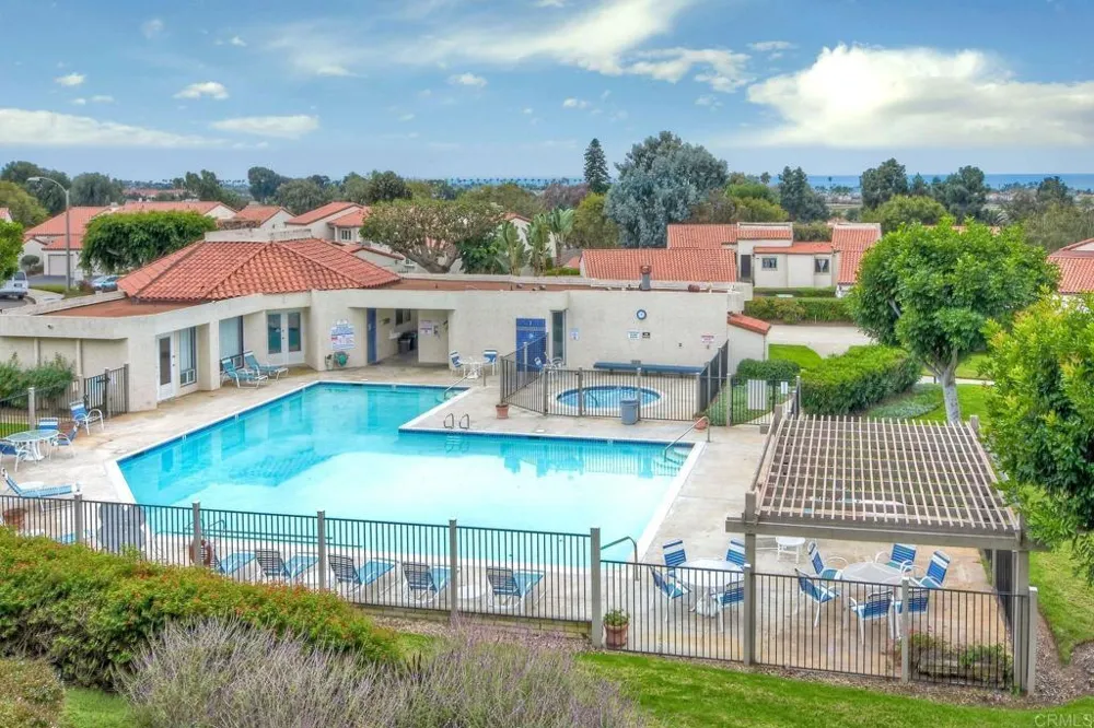 6677 Paseo Del Norte #B Carlsbad, CA 92011