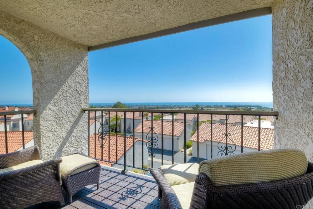 6677 Paseo Del Norte #B Carlsbad, CA 92011