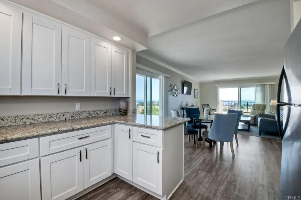 6677 Paseo Del Norte #B Carlsbad, CA 92011
