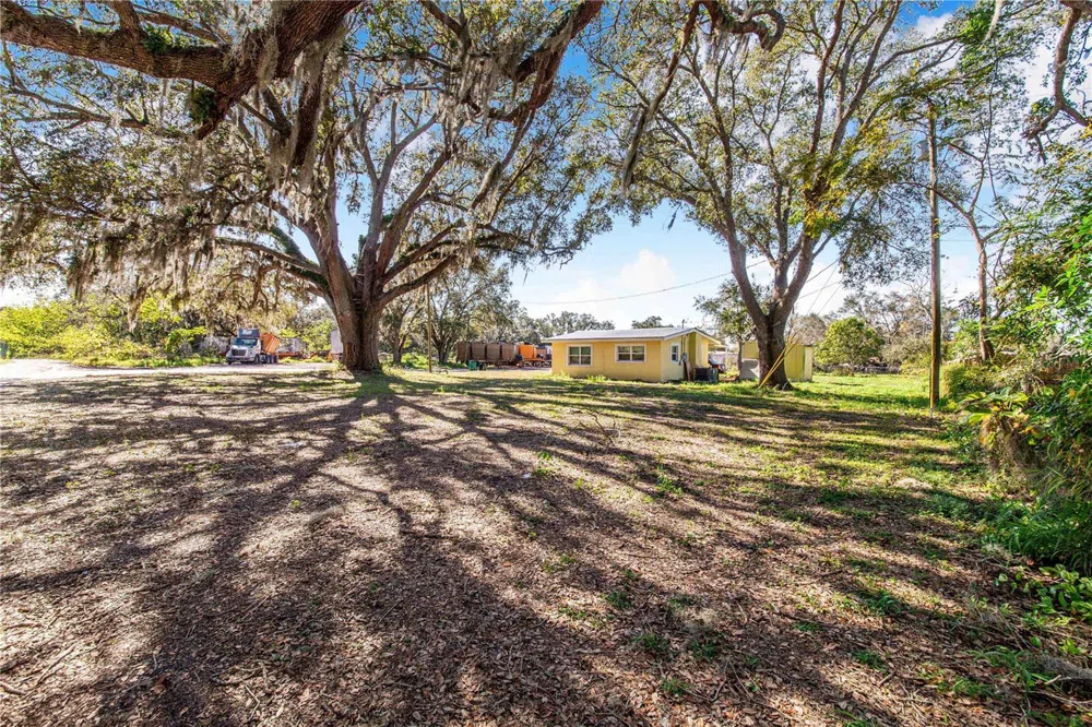 FOUSE AVENUE Dundee, FL 33838