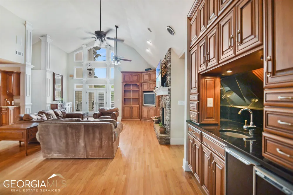 460 Dixie RD Covington, GA 30014