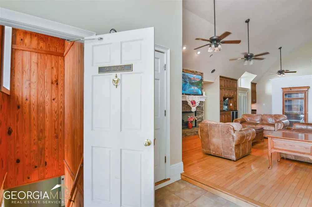460 Dixie RD Covington, GA 30014