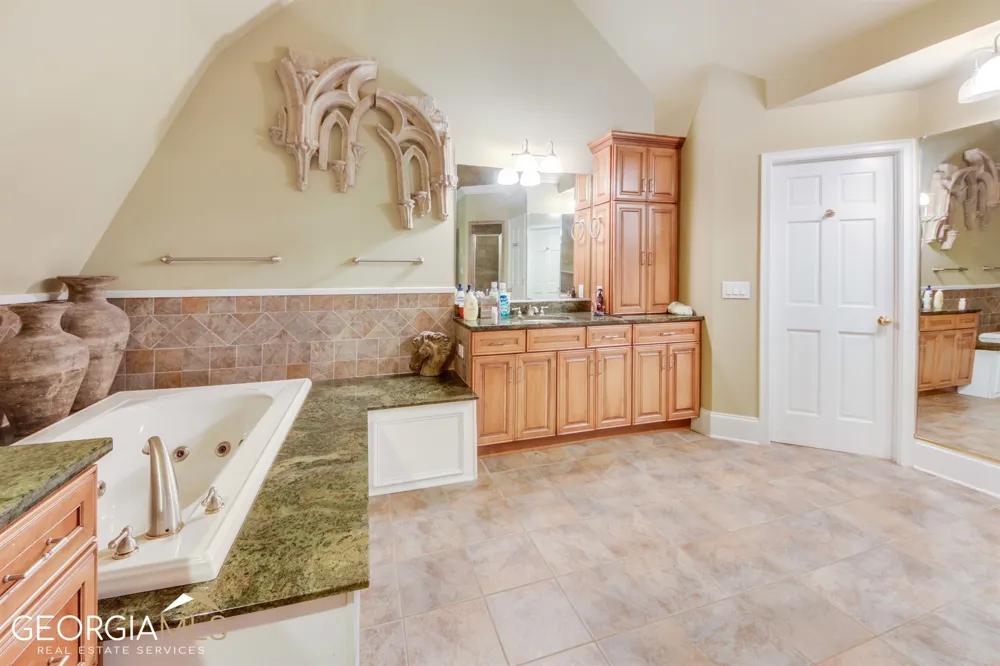 460 Dixie RD Covington, GA 30014
