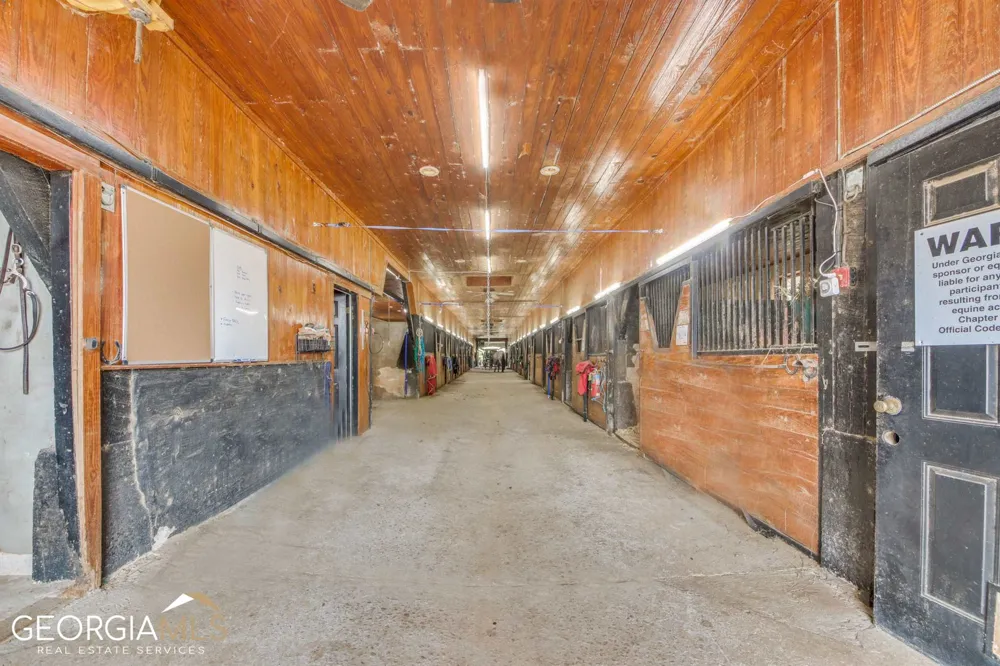 460 Dixie RD Covington, GA 30014