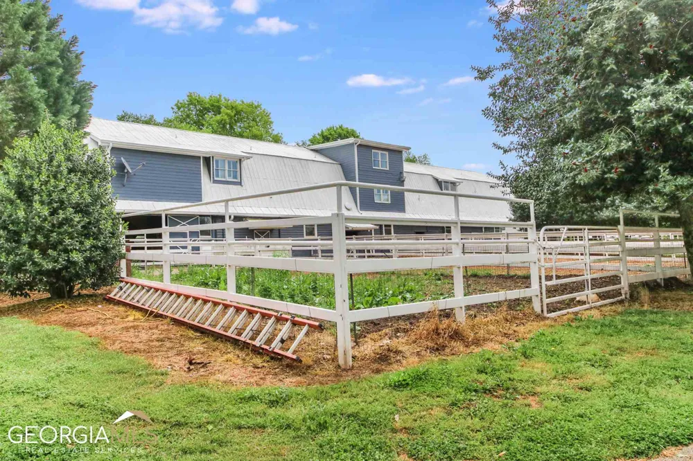460 Dixie RD Covington, GA 30014