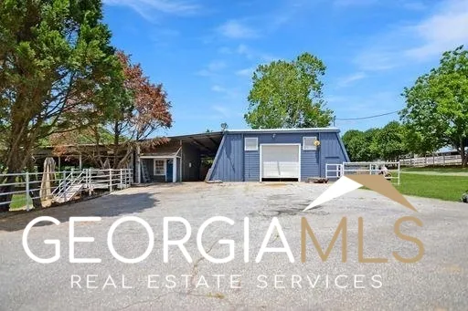 460 Dixie RD Covington, GA 30014
