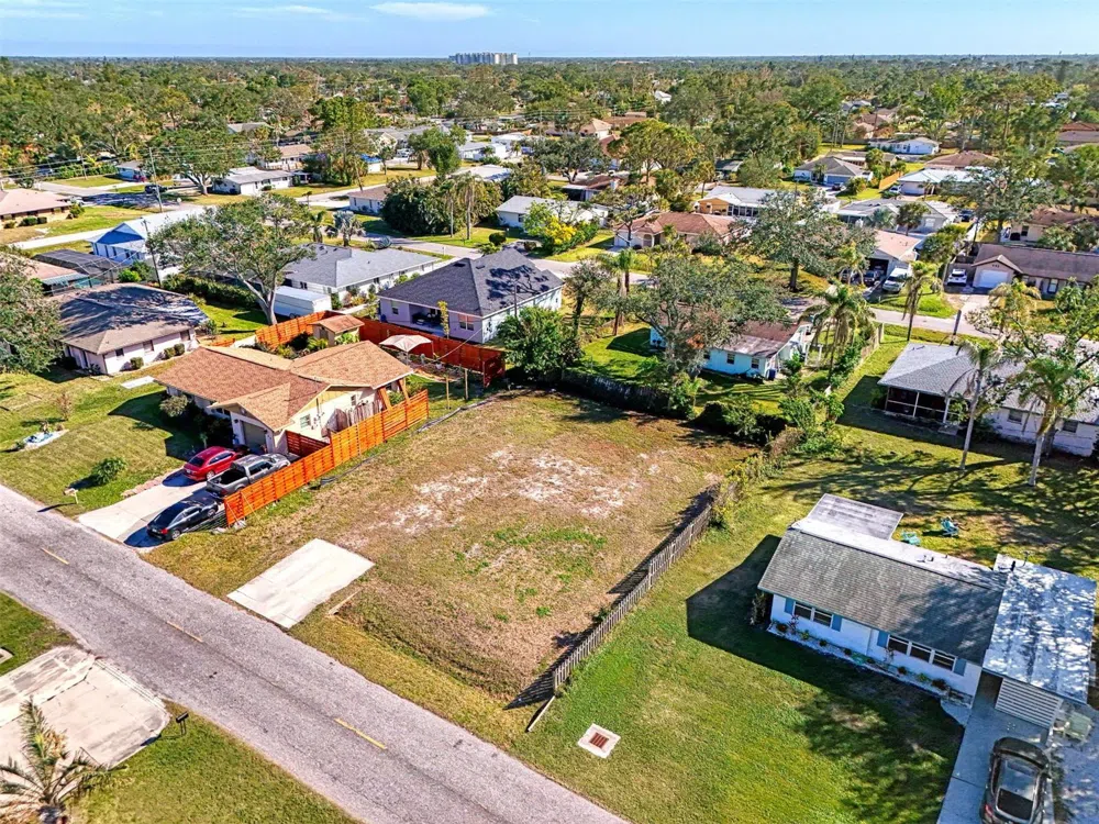 548 MORNINGSIDE ROAD Venice, FL 34293