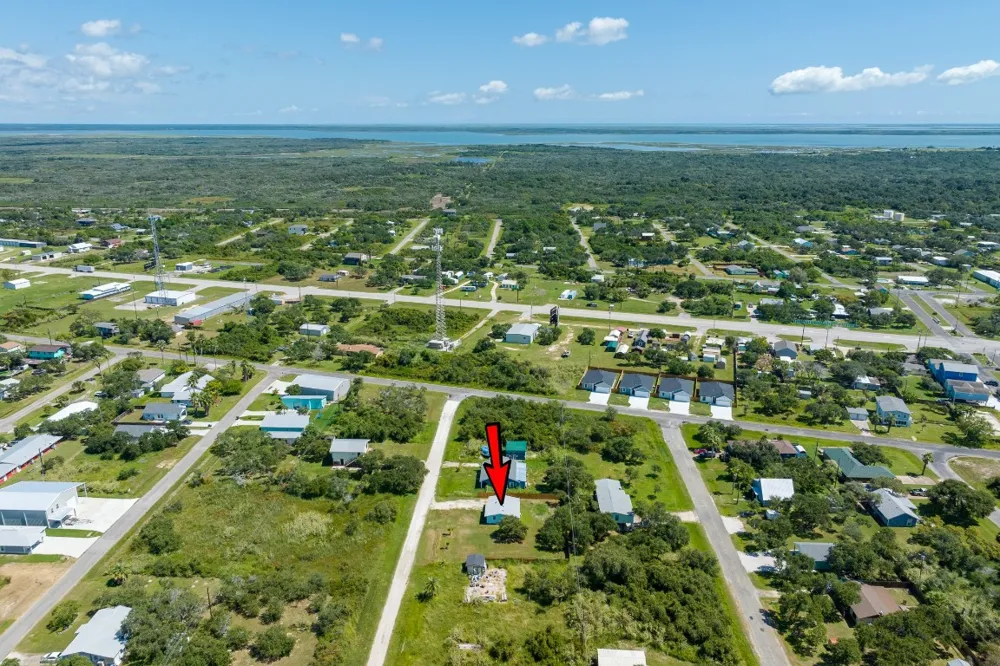 248 Post Oak Lane Rockport, TX 78382