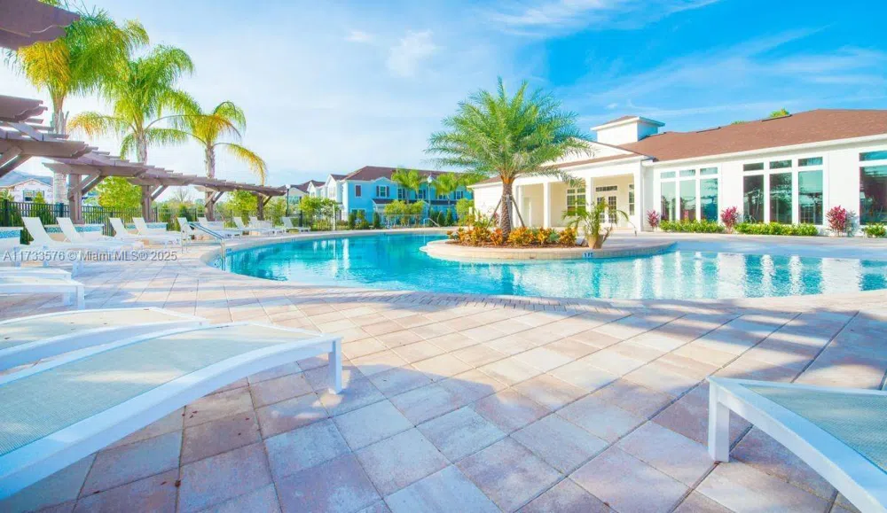 8981 SHINE DR #8981 Kissimmee, FL 34747