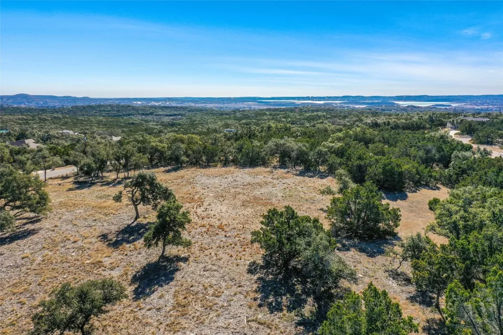 280 Kellog Fischer, TX 78623