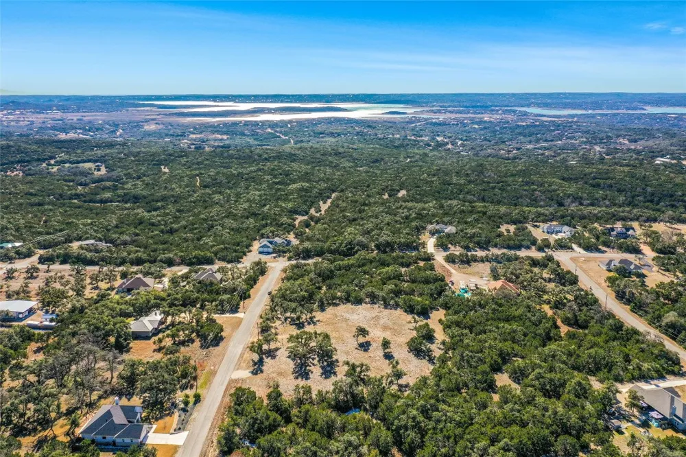 280 Kellog Fischer, TX 78623