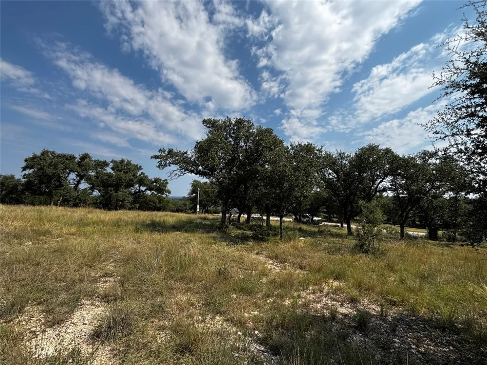 280 Kellog Fischer, TX 78623