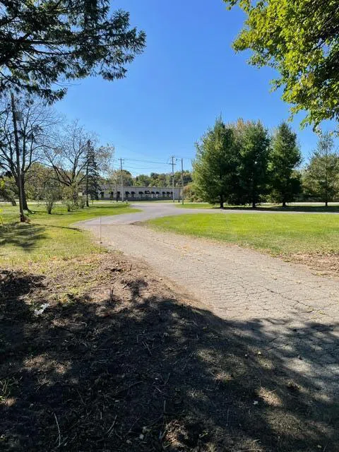 2 Niles Road/M-63 St. Joseph, MI 49085