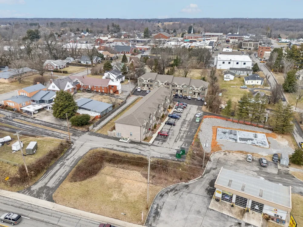 122 W Broad St Smithville, TN 37166