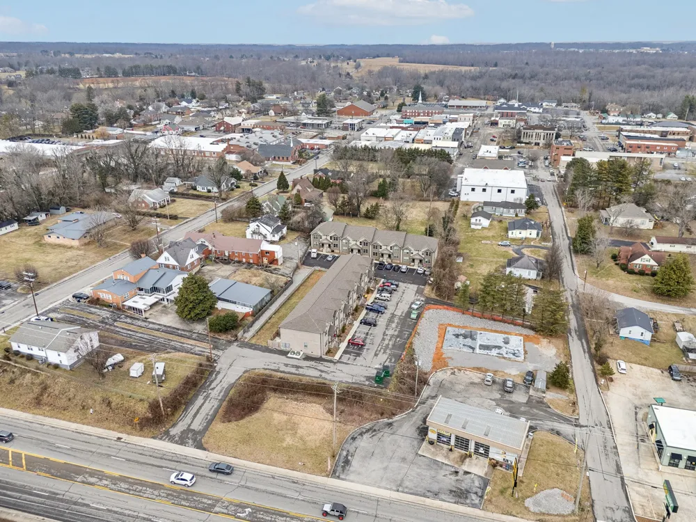 122 W Broad St Smithville, TN 37166