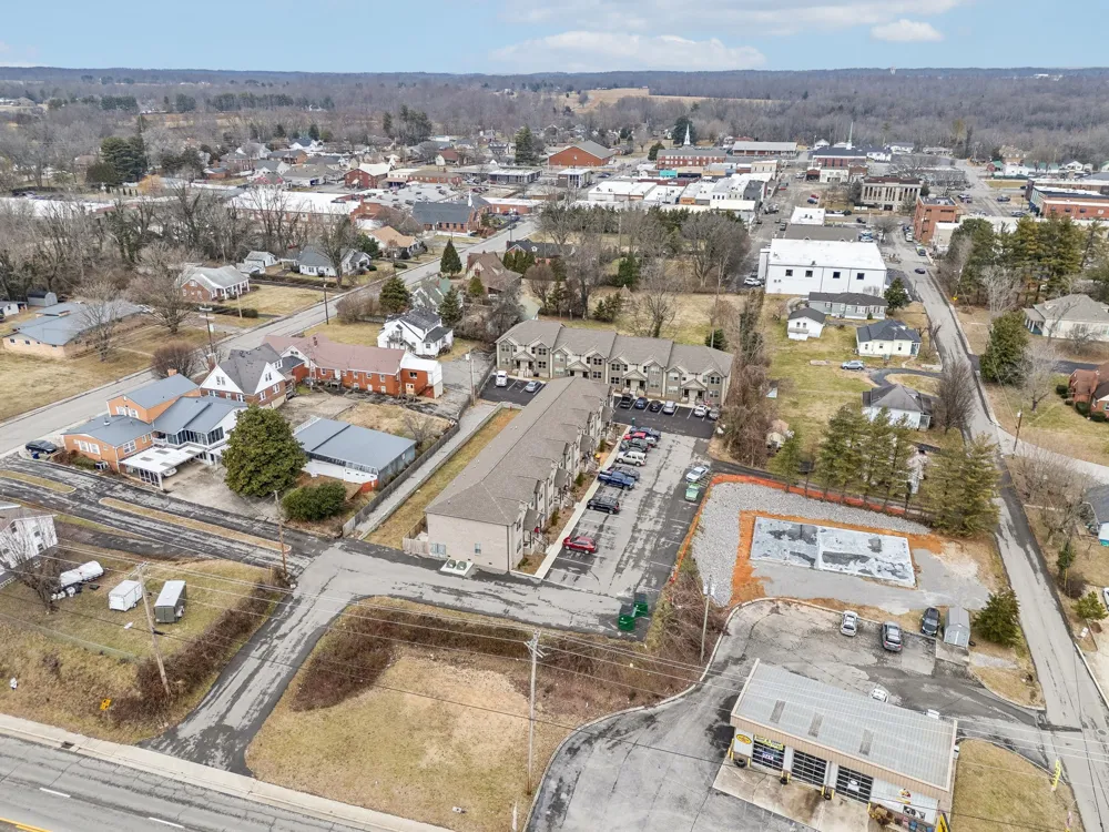 122 W Broad St Smithville, TN 37166