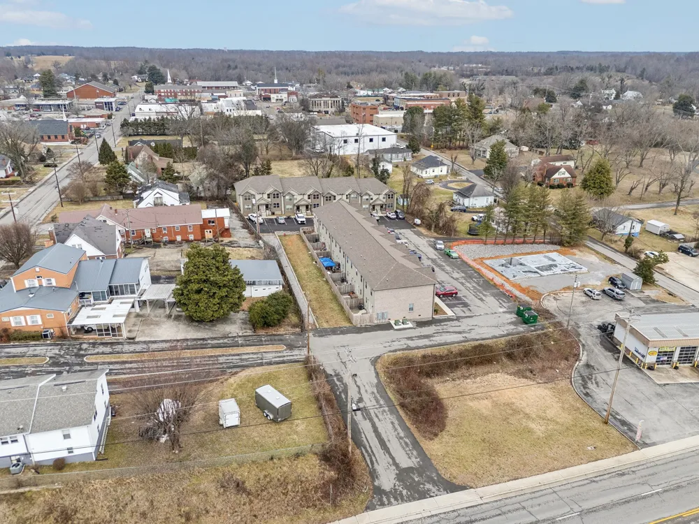 122 W Broad St Smithville, TN 37166